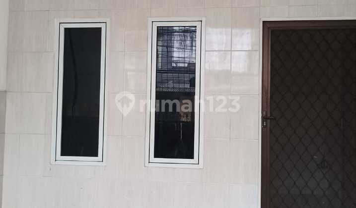 Ana Rumah Disewakan Ukuran 4x15m Di Jelambar 2