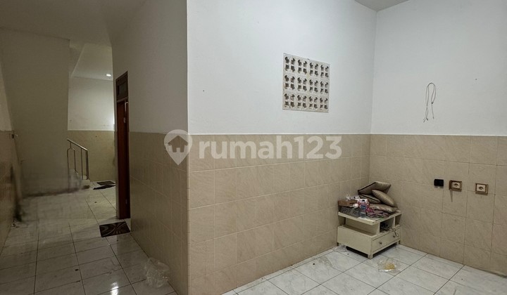 A NICE HOUSE 4.7X13M IN JELAMBAR 2