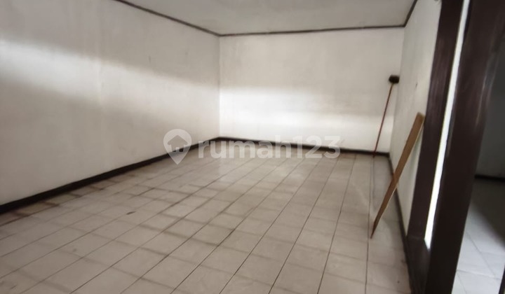 Ana Rumah Uk 9X24m di Komplek Duta Mas Jelambar 2