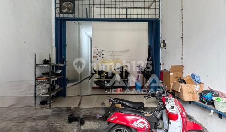 ANA RUMAH KOST UK 4X20M DI JELAMBAR