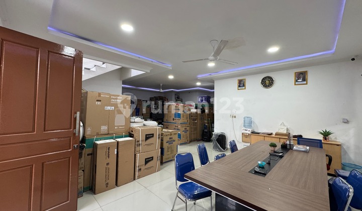 ANA RUMAH HOEK UK 13X14M KOMPLEK JELAMBAR 2