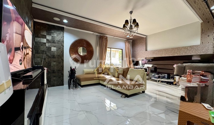 ANA RUMAH UK 13X19.5M BONUS LAHAN PARKIR DI KOMPLEK DUTA MAS JELAMBAR