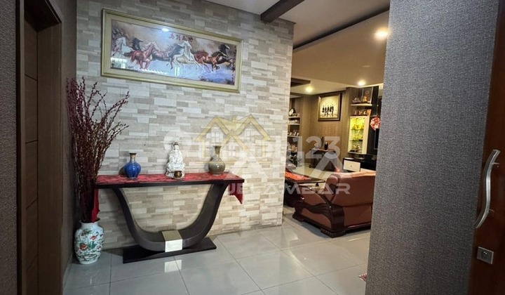 ANA RUMAH MEGAH FURNISHED LT.200M DI TANAH SEREAL 2