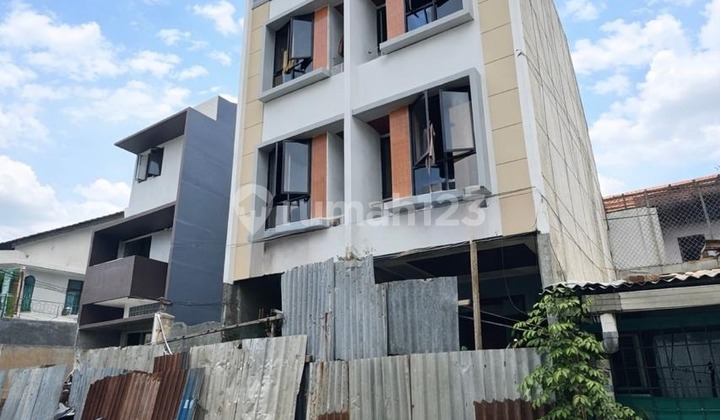 Ana Rumah Baru Uk 3.5X15m di Jelambar 2