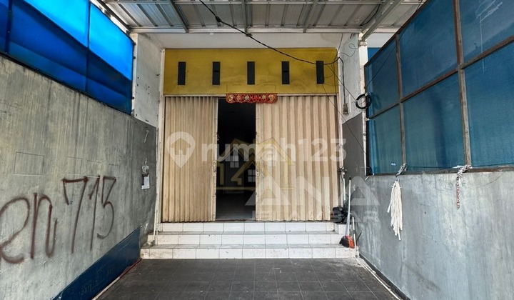 ANA RUMAH PINGGIR JALAN UK 4X20M DI KOMPLEK KAVLING POLRI JELAMBAR 2