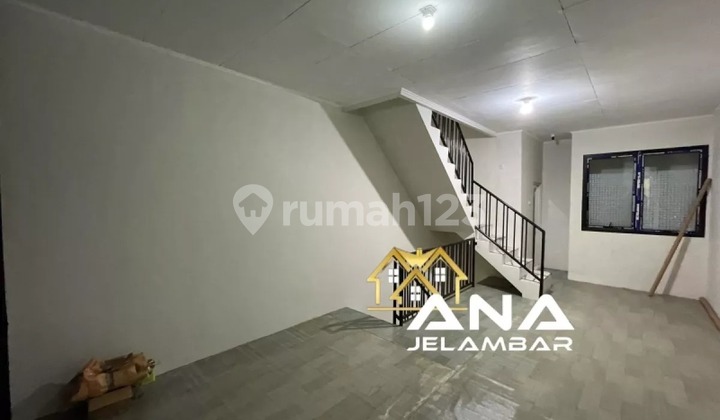 ANA RUMAH STRATEGIS 3.8X15M² BISA USAHA DI JELAMBAR ANA RUMAH STRATEGIS 3.8X15M² BISA USAHA DI JELAMBAR