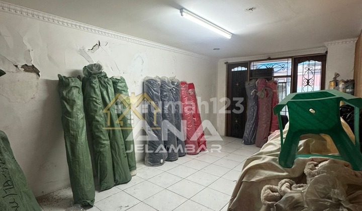 Ana Rumah Uk 10X19m di Komplek Duta Mas Jelambar 2