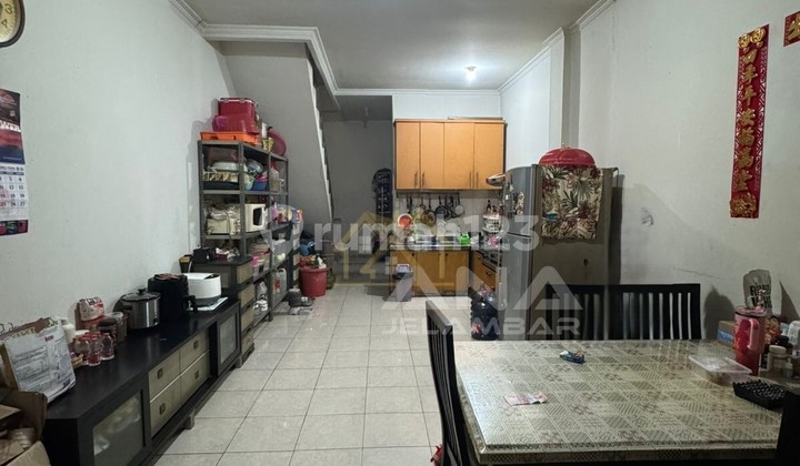 Ana Rumah Uk 4X17m Lokasi Rapi di Jelambar Ana Rumah Uk 4X17m Lokasi Rapi di Jelambar