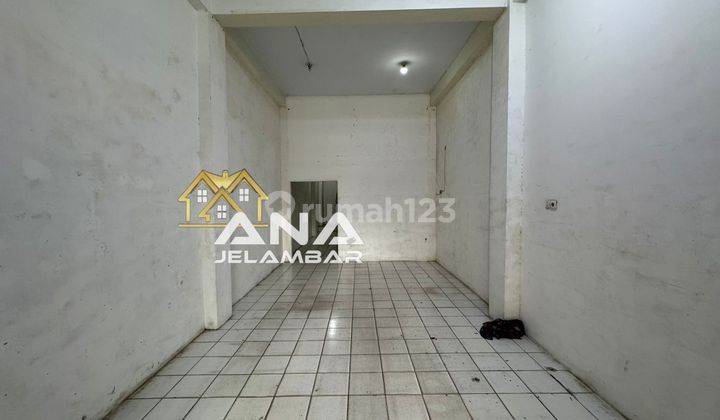 ANA RUMAH 4X20M² JALAN RAYA BOROBUDUR JELAMBAR 2