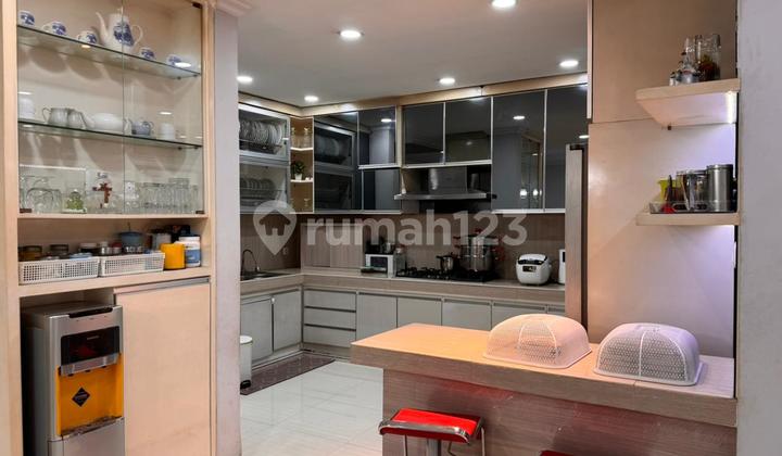 Ana Rumah Semi Furnished Uk 7.5X15m di Bandengan 2