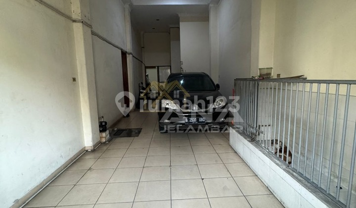 ANA RUMAH BENTUK L UK 4.25X20M & 4.25X12M DI JELAMBAR