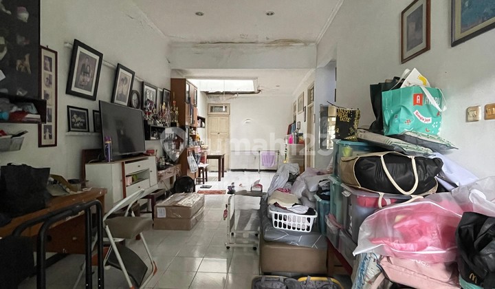 Ana Rumah Uk 7X19.5m di Komplek Duta Mas Jelambar Ana Rumah Uk 7X19.5m di Komplek Duta Mas Jelambar