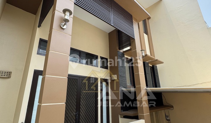 ANA RUMAH UK 8X20M DI KOMPLEK KAVLING POLRI JELAMBAR 1