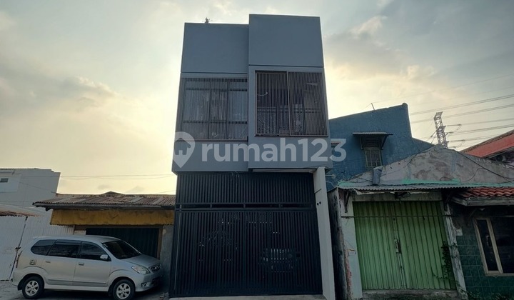 ANA RUMAH SEMI BARU UK 4.5X11.5M DI DURI KOSAMBI ANA RUMAH SEMI BARU UK 4.5X11.5M DI DURI KOSAMBI