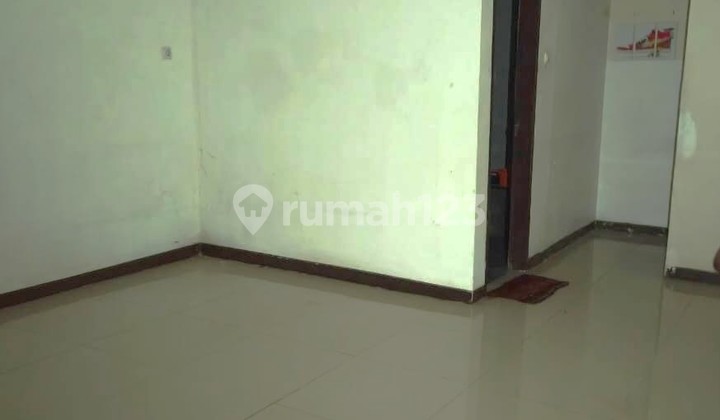 Ana Rumah Uk 9X24m di Komplek Duta Mas Jelambar 2