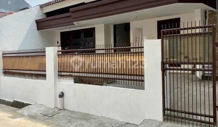 Ana Rumah Kost Uk 9X15m di Jelambar