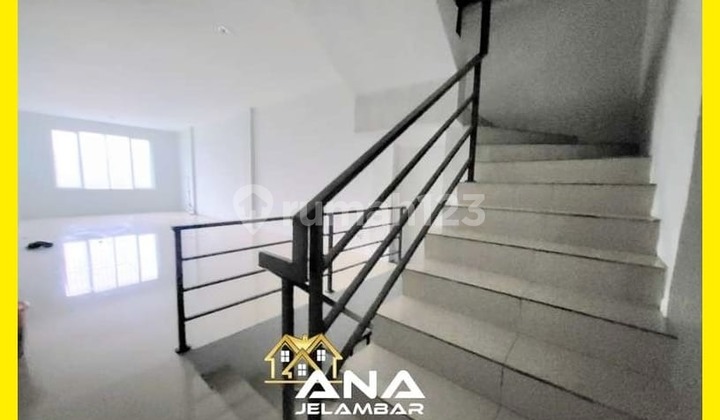 ANA RUANG USAHA 4X22M² AKSES DEKAT KE JALAN RAYA JELAMBAR ANA RUANG USAHA 4X22M² AKSES DEKAT KE JALAN RAYA JELAMBAR