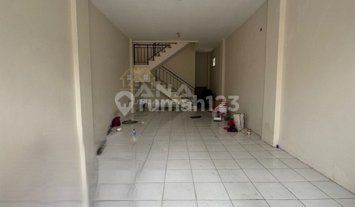 ANA RUKO UK 5.5X15M DI PINGGIR JALAN RAYA JELAMBAR 2