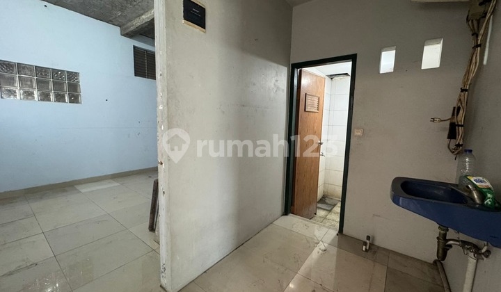 ANA RUANG USAHA UK 13X16M DI JELAMBAR ANA RUANG USAHA UK 13X16M DI JELAMBAR