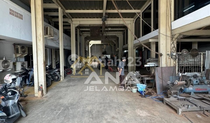 ANA RUANG USAHA UK LT.972M DI KAPUK ANA RUANG USAHA UK LT.972M DI KAPUK