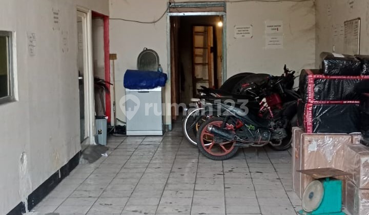 WAREHOUSE 8X17M² IN DUTA MAS JELAMBAR AREA WAREHOUSE 8X17M² IN DUTA MAS JELAMBAR AREA