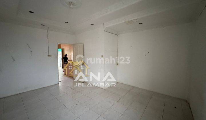 ANA RUKO HOEK BARU RENOV UK 4.5X17M DI JELAMBAR 2