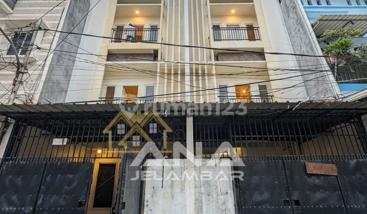 Ana Ruko Uk 4.5X16m Ada 2 Unit Gandeng di Jelambar