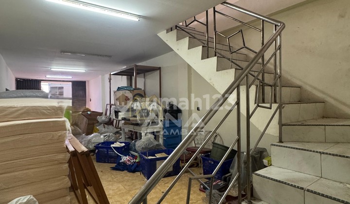 Ana Ruko Uk 4X20m di Jelambar 2