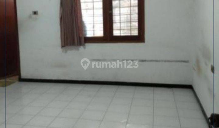 Rumah Hitung Tanah di Meruya Ilir, Jakarta Barat 2