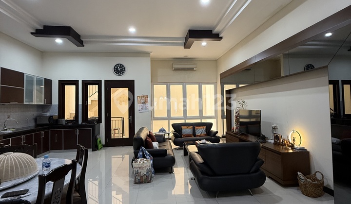 Rumah Manyar Permai Pik 7x25 Full Renov Siap Huni Shm 2