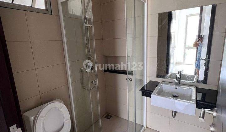 Dijamin Termurah! Rumah Pik 2 8x10 Shm 2 Lantai 2