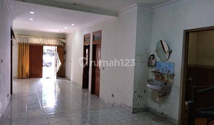 Jual Rumah di Duta Garden SHM Kondisi Bagus 2