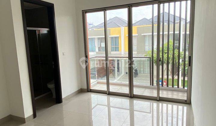 MURAH BANGET! Rumah 8x12.5 Pantai Indah Kapuk  1