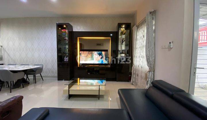 FURNISHED MURAH! Rumah di Citra 2 3 Lantai SHM Barat Laut 1