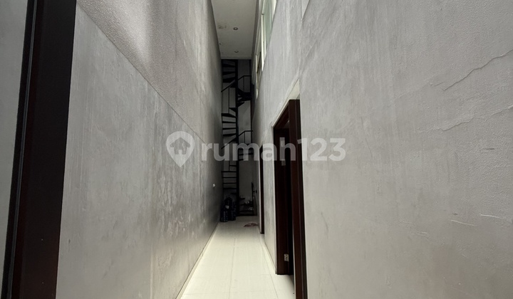 Dijual Cepat! Rumah Duta Garden 17X25 Siap Huni Bagus Rapih