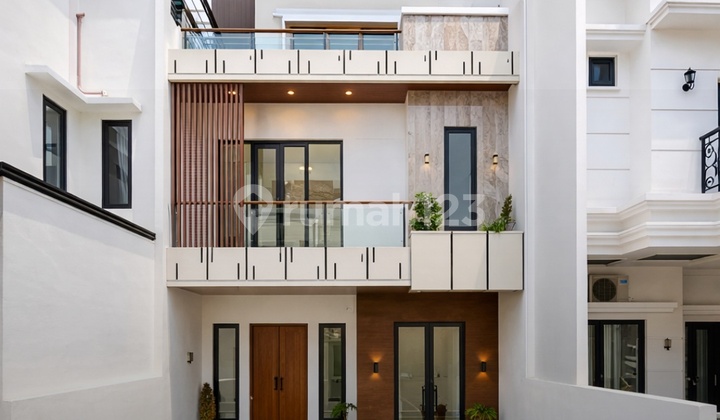 Jagakarsa Dalam Townhouse 2 Lantai