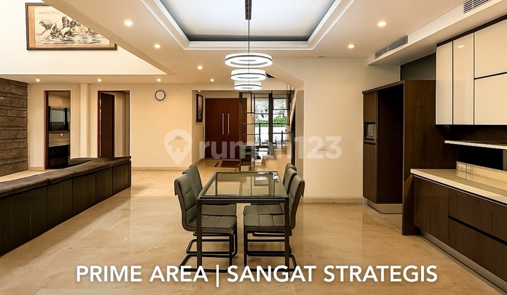 Kuningan Lokasi Strategis Dalam Komplek