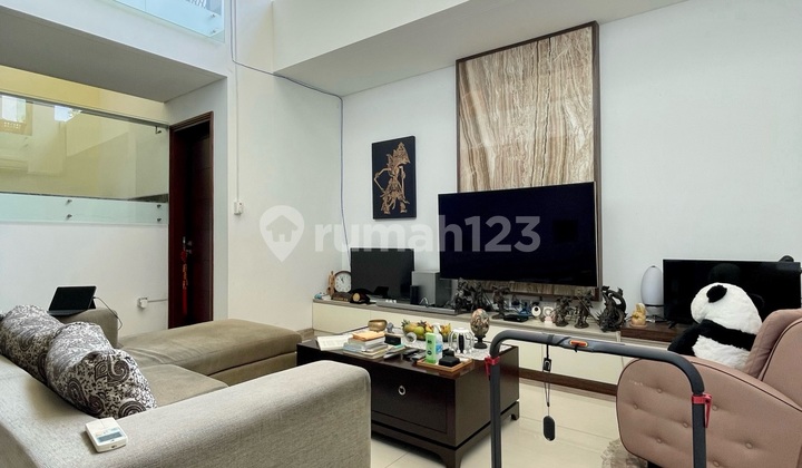 Permata Hijau Lokasi Strategis 2 Lantai  2