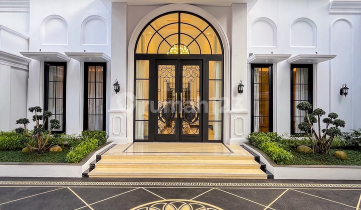 Menteng Newly Renovated Row Jalan Lebar Prime Area 2