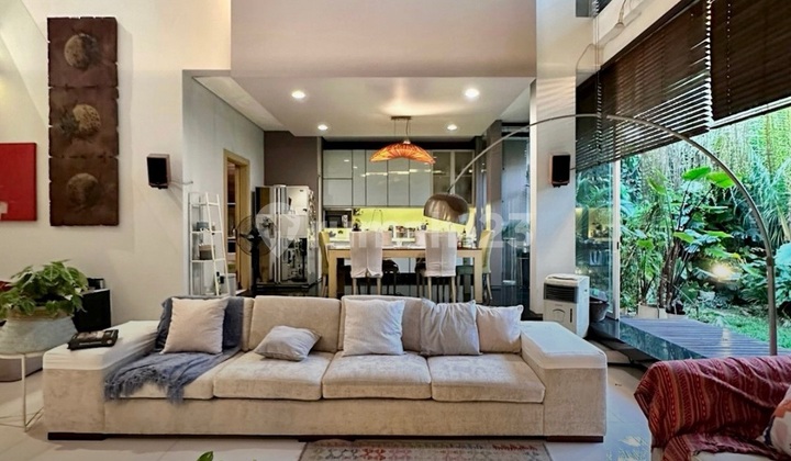 Cilandak Modern Tropical House Ready to Live In Corner Position