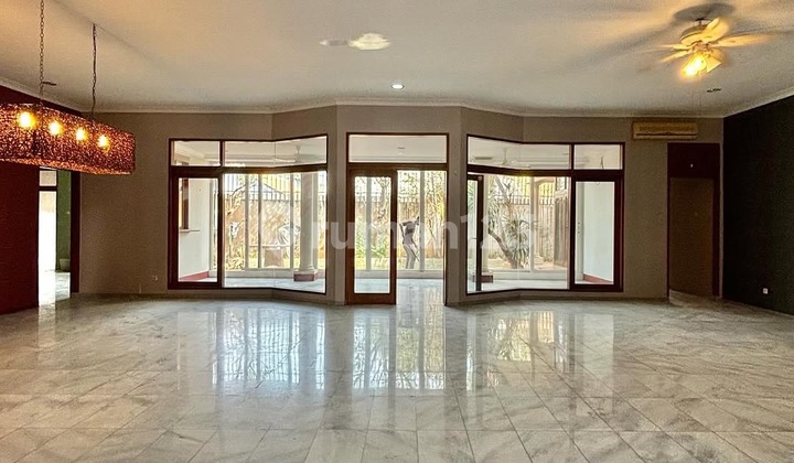 Dijual Rumah Hitung Tanah Di Cipete Dekat Mrt