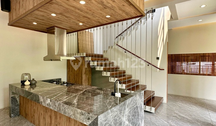 Veteran Design Tropical Modern House Brand New 2