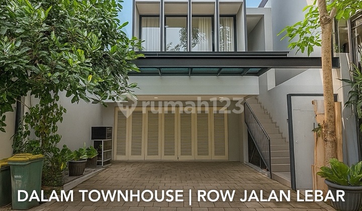 Pondok.pinang Rumah 3 Lantai Dalam Townhouse Jalan Lebar