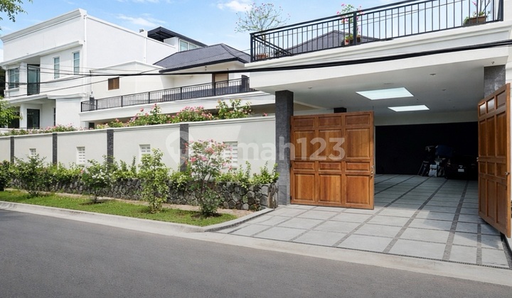 Freshly Renovated Lebak Bulus in a Quiet Complex Environment