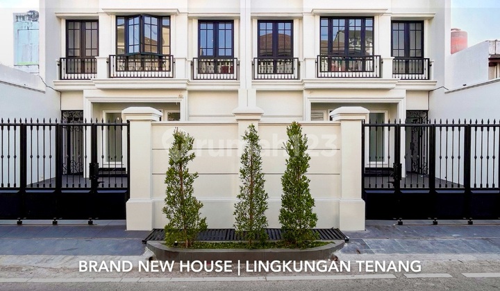 Cempaka Putih Design American Classic Brand New Dalam Komplek Cempaka Putih Design American Classic Brand New Dalam Komplek