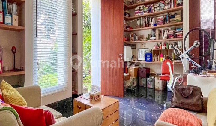 Rumah Design Classic European Terawat Siap Huni Tanah Luas Di Jagakarsa 2