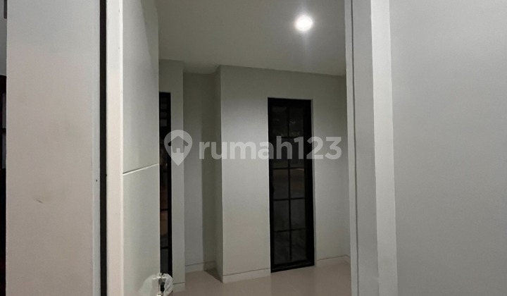 ((Urgent Sale)) Nice House Ready to Live in at Citragrand Tembalang Semarang 2
