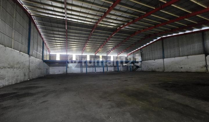 For Rent Warehouse with 40 Feet Container Access in Mandiri Industrial Area, Leuwih Gajah, Cimahi, Near Baros Toll Road.