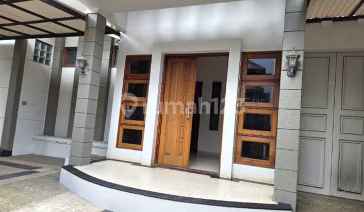dijual rumah mewah luas di singgasana pradana bandung kota mekarwangi toha 2