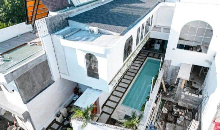 Dijual Rumah Villa di Canggu Bali Luxury Villa  1